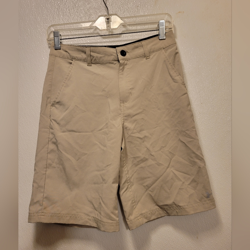 Under Armour Boys's Khaki Flat Front Shorts